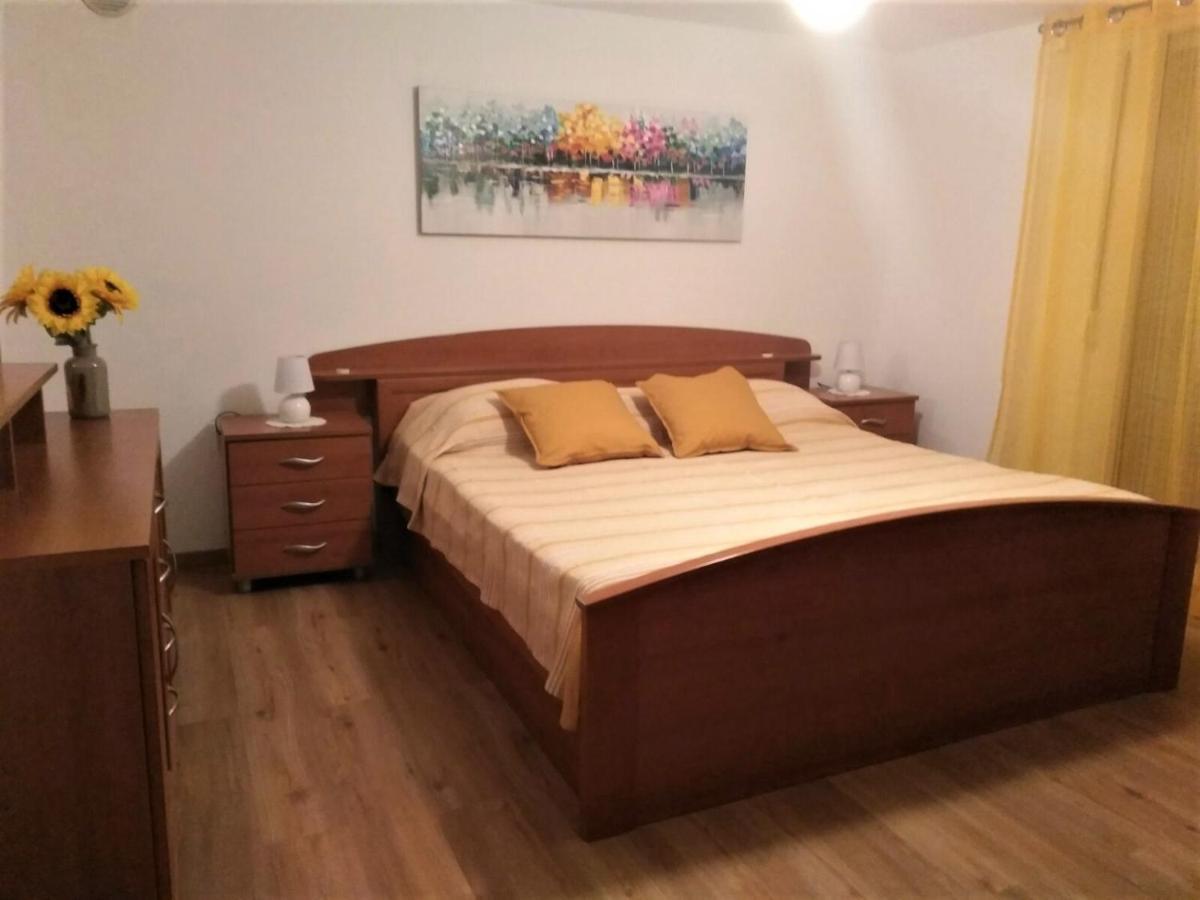 Apartment Marija Umag Luaran gambar